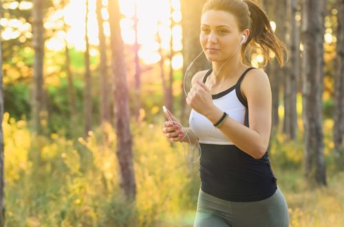 Joggen im Sommer: Tipps für Einsteiger und Fortgeschrittene